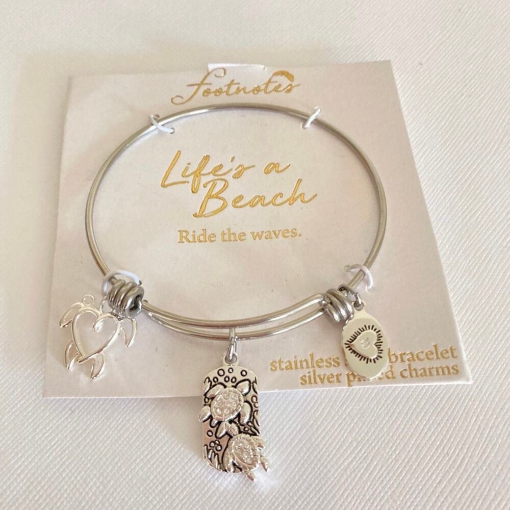 Footnotes Beach Turtle Themed Stainless Steel Bracelet with Silver Plated Charms